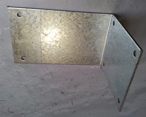 Support of disarmer curtain